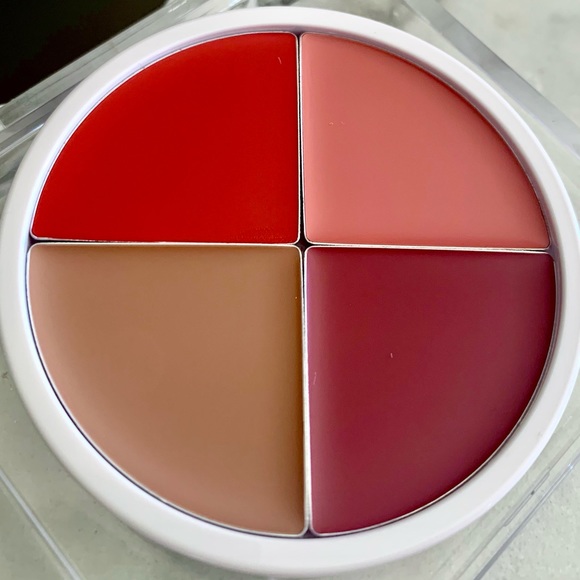 Flirtation Of Color Lip Palette - Picture 8 of 11